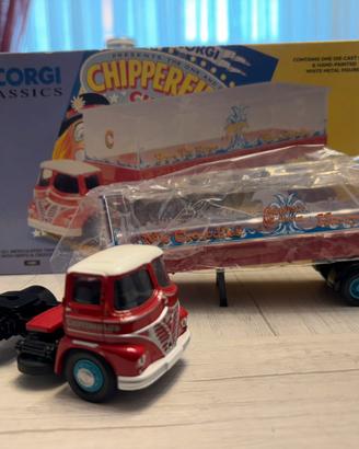 Corgi 1:50 Circo Chipperfield Hippo & Crocodile