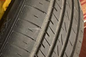 Pneumatico tourador 195/55 R16