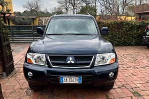 MITSUBISHI Pajero (2000-2007) - 2004