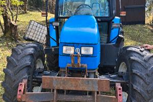 trattore NEW HOLLAND TL100