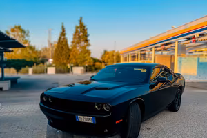  Dodge Challenger sxt 3,6 v6 