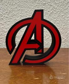Logo avengers stemma avengers film statuetta film