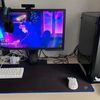 Pc fisso da gaming con monitor 144Hz + periferiche