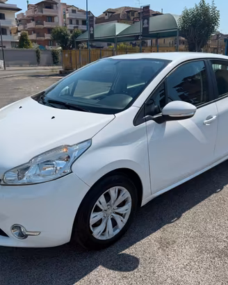 PEUGEOT 208 5PORTE 1.2VTI BENZINA 82CV 90MILAKM