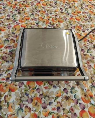 Bistecchiera nuova 1800W