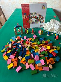 Costruzione in legno Domino rally Goki.