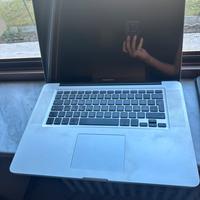 Macbook Pro apple