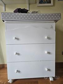 Fasciato con cassettiera