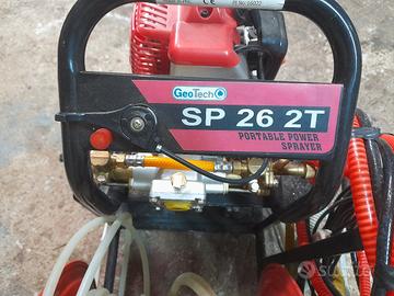 Due pompe per trattamenti 
