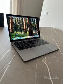 MacBook Pro 13" con Touch Bar