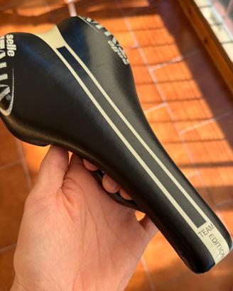 Sella bici selle italia team editon srl carbonio
