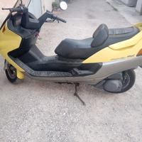 Scooter Yamaha 250