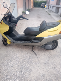 Scooter Yamaha 250