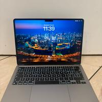 Macbook Air 2022 M2 13,6’’