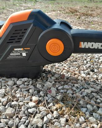 Tagliasiepi a batteria WORX WG252E + 2 batterie