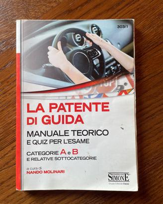 Libro manuale teorico con quiz per patente