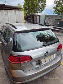 VOLKSWAGEN GOLF VARIANT DEL 2018 PER RICAMBI