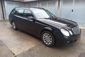 Mercedes-Benz  ( non più disponibile ) 