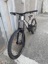 specialized demo expert 2022 s3