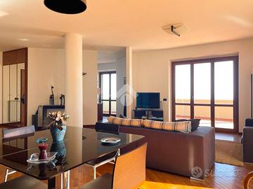 VILLA A SCHIERA A VASTO