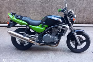 Kawasaki Er 5