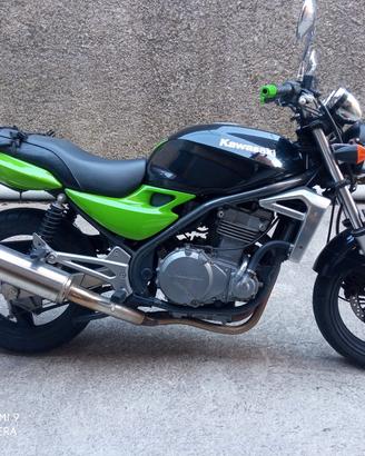 Kawasaki Er 5