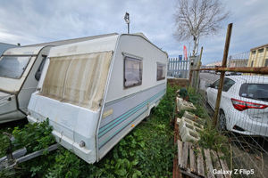 Roulotte 1 matrimoniale 1 castello