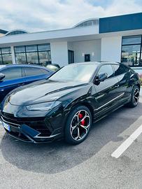 Lamborghini URUS Performance