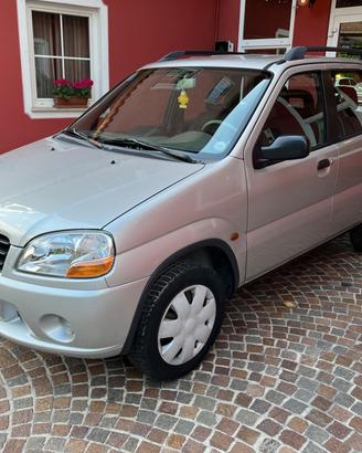 Suzuki Ignis 1.3i 16V cat 4WD - 4x4