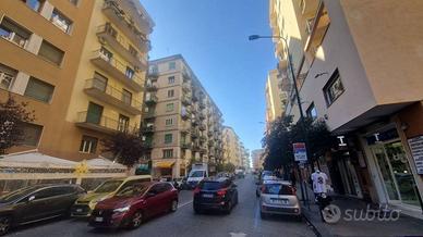 Box / Garage di 10 m² a Napoli