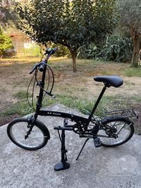 bici pieghevole come nuova con pompa e catena