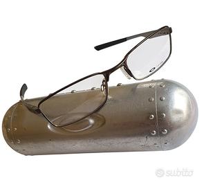 Oakley Socket 2.0 Black Chrome e custodia torpedo
