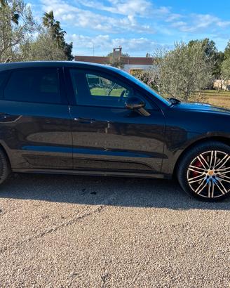 Porsche Macan 3.6 Turbo Performance 440cv pdk