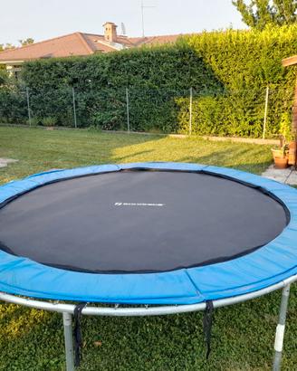 Trampolino da esterno