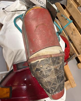 Sella vespa gl da restaurare