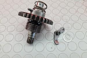 ALBERO AVVIAMENTO SUZUKI RMZ 450 2005 2006 RM Z 20