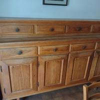 Credenza in stile rustico