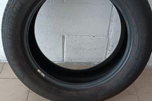 Pneumatico Singolo MICHELIN 215/55 R17 94V