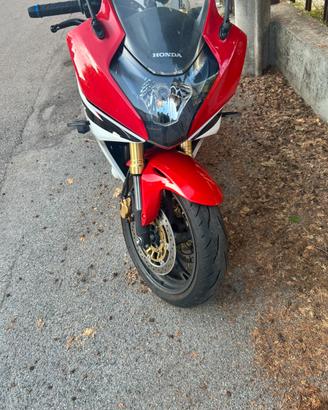 Honda cbr600f 2011