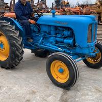 Landini R 4000 con sollevatore intero o ricambi