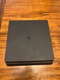 PLAY STATION 4 SLIM