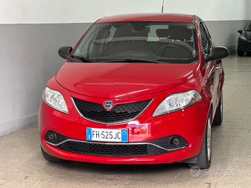 Lancia Ypsilon 1.2 69 CV 5 porte GPL Ecochic Silve