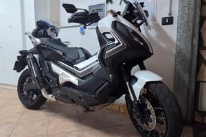 Honda X-ADV 750 
