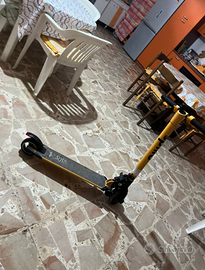 Monopattino elettrico per bambini