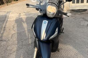 Beverly 350