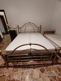 letto matrimoniale in ottone 