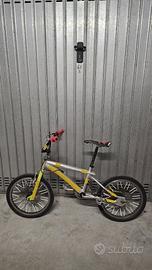 Bicicletta stile BMX 20