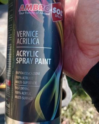 N.2 VERNICE SMALTO SPRAY RAPIDO ACRILICO