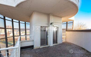 5 LOCALI DI RECENTE COSTRUZIONE CON DOPPI SERVIZI!