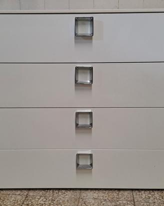 cassettiera